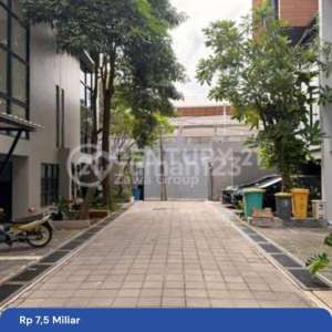 Dijual Rumah bisa untuk Usaha Perkantoran Daerah Cilandak Jakarta Selatan , tersedia melalui melalui situs Rumah123