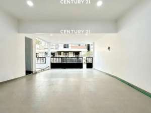 Dijual Rumah Brand New American Classic Style Di Bintaro , tersedia melalui melalui situs Olx