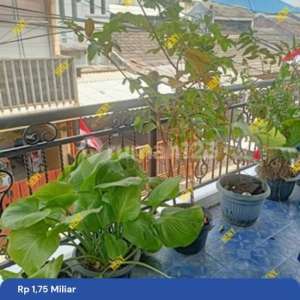 Dijual Rumah Bsd Griyaloka Dekat Pasar Modern , tersedia melalui melalui situs Rumah123