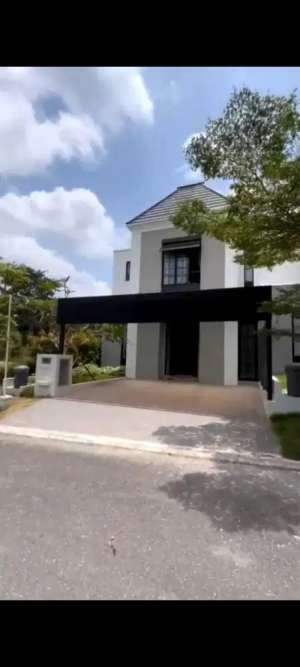 DIJUAL RUMAH BUAGUSSSSSS SAMBIROTO SEMARANG , tersedia melalui melalui situs Olx