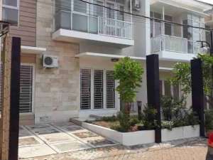 DIJUAL RUMAH CANTIK AKSES DEKAT TOL CLUSTER ARACELLI DEPOK TAPOS , tersedia melalui melalui situs Olx