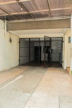 Dijual Rumah Cantik Full Furnished lokasi di Jl Kendangsari II\u002F74, tersedia melalui melalui situs Olx