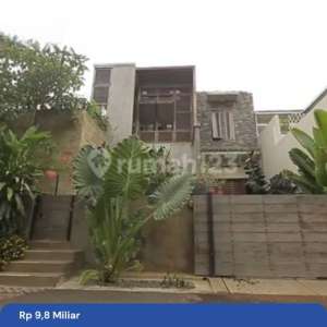 Dijual Rumah Cantik Tropical Villa di Pejaten Barat Jakarta Selatan , tersedia melalui melalui situs Rumah123