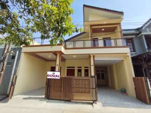 Dijual Rumah Dekat Taman Gigi Full Renov Di Taman Galaxy , tersedia melalui melalui situs Olx