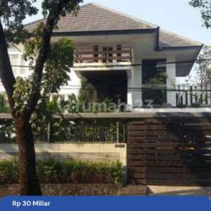 Dijual Rumah di Hang Lekiu Kebayoran Baru 3 Lantai 5 Kamar Bagus Mewah , tersedia melalui melalui situs Rumah123