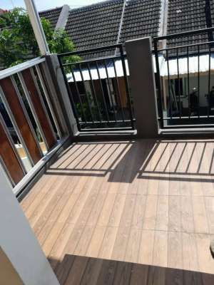 Dijual Rumah di Mutiara Pandanaran Kedungmundu lokasi di Perumahan Mutiara Pandanaran Jalan Mangunharjo Dalam II nomor E5, tersedia melalui melalui situs Olx