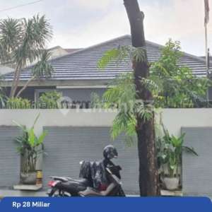 Dijual Rumah di Panglima Polim 1,5 Lantai 31 Kamar Tidur Furnished , tersedia melalui melalui situs Rumah123