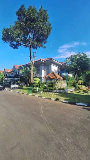 Dijual Rumah Di Sutera Cemara Alam Sutera , tersedia melalui melalui situs Olx