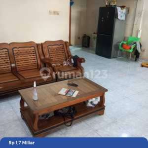 Dijual Rumah di Taman Palem Lestari , tersedia melalui melalui situs Rumah123