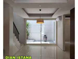 Dijual Rumah Dian Istana Strategis Siap Huni , tersedia melalui melalui situs Olx