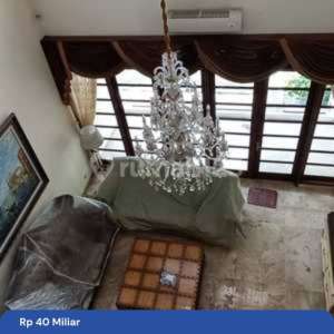 Dijual Rumah Eks Klinik Gandaria Jakarta Selatan , tersedia melalui melalui situs Rumah123