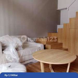 Dijual Rumah Fleekhauz Greenwich di Bsd City Dekat Q Big, Akses Tol, Ipeka School , tersedia melalui melalui situs Rumah123