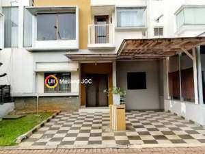 Dijual Rumah Full Renov Di Cluster Cassia JGC , tersedia melalui melalui situs Olx