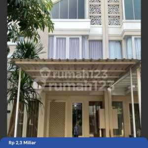 Dijual Rumah Grand Island Pakuwon City Minimalis Bagus , tersedia melalui melalui situs Rumah123
