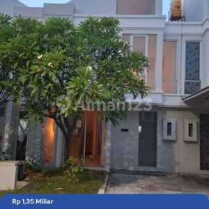Dijual Rumah Grand Pakuwon Murah , tersedia melalui melalui situs Rumah123