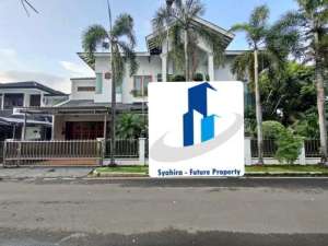 DIJUAL .RUMAH HOEK MEWAH DI KOMPLEK BERDIKARI SENTOSASA, HARGA MURAH , tersedia melalui melalui situs Olx