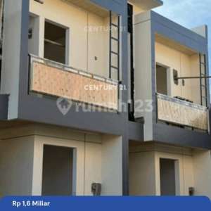 Dijual Rumah Hook Strategis Siap Huni di Pesanggrahan Jaksel , tersedia melalui melalui situs Rumah123