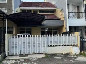 DIJUAL RUMAH HRG MENARIK KOMPLEK JANUR ASRI HIBRIDA UKU 6X17 SELATAN JALAN 3 MOBIL JRG ADA-KELAPA GADING , tersedia melalui melalui situs Olx