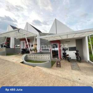 Dijual Rumah Kpr Cicilan Flat 3 Jtaan Di Jatihandap Padasuka , tersedia melalui melalui situs Rumah123