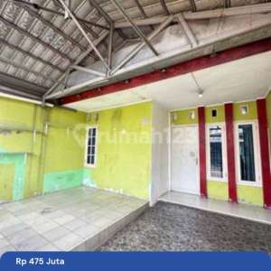 Dijual Rumah Kranggan Permai Cibubur Butuh Renov , tersedia melalui melalui situs Rumah123