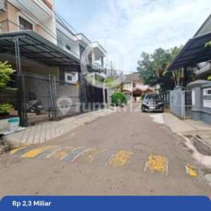 Dijual Rumah Lebar 6 Dalam Cluster Janur Kuning Residence, Kelapa Gading, Jakarta Utara , tersedia melalui melalui situs Rumah123