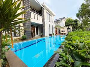 Dijual Rumah Mewah Ada Kolam Renang Lokasi Strategis Di BSD City , tersedia melalui melalui situs Olx