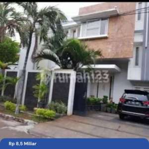 Dijual Rumah Mewah Di Sunrise Garden, Jakarta Barat , tersedia melalui melalui situs Rumah123