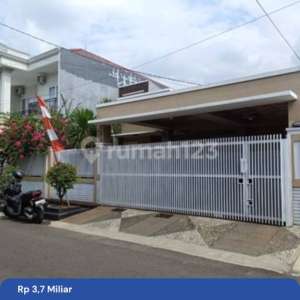 Dijual Rumah Mewah Fully Furnished Siap Hunilokasi Strategis Dalam Komplek Perumahan Pulogebang Cakung Jakarta Timur , tersedia melalui melalui situs Rumah123