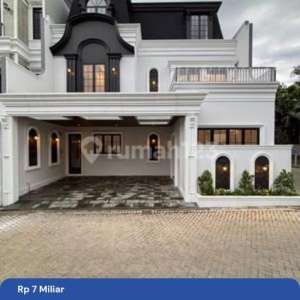 Dijual Rumah Mewah Privat Pool Dalam Townhouse , tersedia melalui melalui situs Rumah123