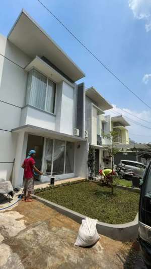 Dijual Rumah Minimalis 3 Kamar Tidur 2 Kamar Mandi Jatiasih Bekasi lokasi di Cluster Puri Gendhis No.3 Jl. Wallet No.3, tersedia melalui melalui situs Olx
