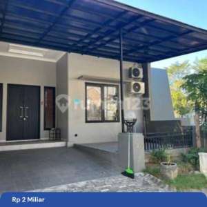 Dijual Rumah Minimalis Modern Full Furnish , tersedia melalui melalui situs Rumah123