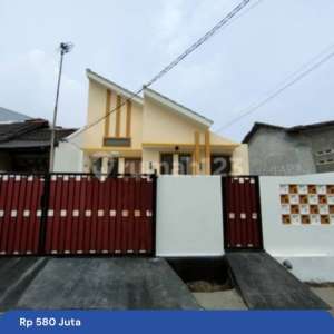 Dijual Rumah Nyaman dan Aman, Pas untuk Jangka Panjang di Bekasi Timur Regency , tersedia melalui melalui situs Rumah123