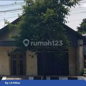 Dijual Rumah Pinggir Jalan Besar di Jati Wetan Kudus , tersedia melalui melalui situs Rumah123