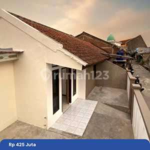 Dijual Rumah Posisi Hook Siap Huni Lokasi di Komplek Laksana Mekar Asri Batujajar Bandung , tersedia melalui melalui situs Rumah123