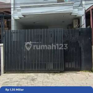Dijual Rumah Second Dalam Lingkungan Asri Pd Kelapa , tersedia melalui melalui situs Rumah123