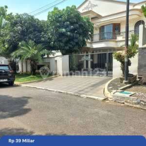 Dijual Rumah Second di Bukit Hijau Pondok Indah , tersedia melalui melalui situs Rumah123