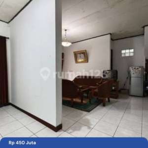 Dijual Rumah SHM Pusat Kota Bandung Tidak Masuk Mobil , tersedia melalui melalui situs Rumah123