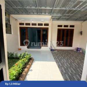 Dijual Rumah Siap Huni Cluster Airlangga Taman Royal 2 Tangerang. , tersedia melalui melalui situs Rumah123