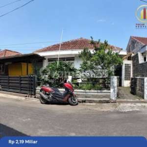 Dijual Rumah Siap Huni Hitung Tanah Turangga , tersedia melalui melalui situs Rumah123