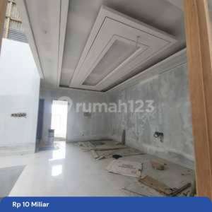 Dijual Rumah Siap Huni Puri Indah Jakarta Barat , tersedia melalui melalui situs Rumah123