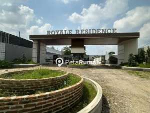 DIJUAL RUMAHJALAN BUNGA RAYA KOMPLEK ROYALE RESIDENCE TYPE ROYAL PLUS HANNY , tersedia melalui melalui situs Olx