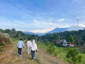 dijual tanah di jl bumi susi citeko cisarua puncak lokasi di Megamendung, tersedia melalui melalui situs Olx