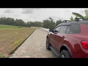 dijual tanah kavling luas 228 lokasi solobaru posisi hadap timur lokasi di Solo Baru, tersedia melalui melalui situs Olx