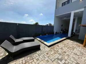 Dijual Villa full prabot , tersedia melalui melalui situs Olx