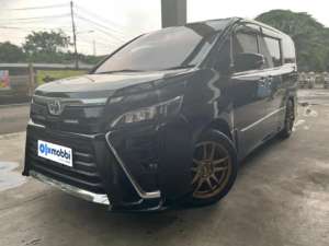 Jual bekas DP RENDAH - Toyota Voxy 2.0 Bensin-AT 2018 NRS,lokasi di 