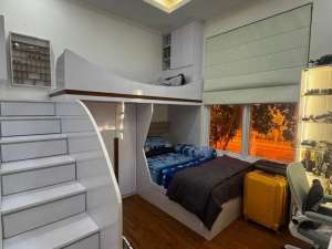 FOR SALELuxury nice house size 250m2 and comfy at Discovery Eola Bintaro , tersedia melalui melalui situs Olx