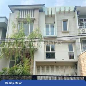 FOR SALE RUMAH DI GANDARIA LOKASI STRATEGIS BEBAS BANJIR , tersedia melalui melalui situs Rumah123