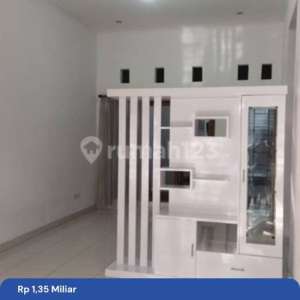 For Sale Rumah di Komplek Tanjung Sari Asri Residence , tersedia melalui melalui situs Rumah123