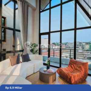 For Sale Rumah Mewah 4 Lantai Kondisi Baru di Selangkah ke SCBD Jarang Ada , tersedia melalui melalui situs Rumah123