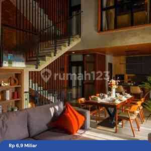 For Sale Rumah Mewah Kondisi Baru di Tengah Jaksel Dekat SCBD Jarang Ada , tersedia melalui melalui situs Rumah123